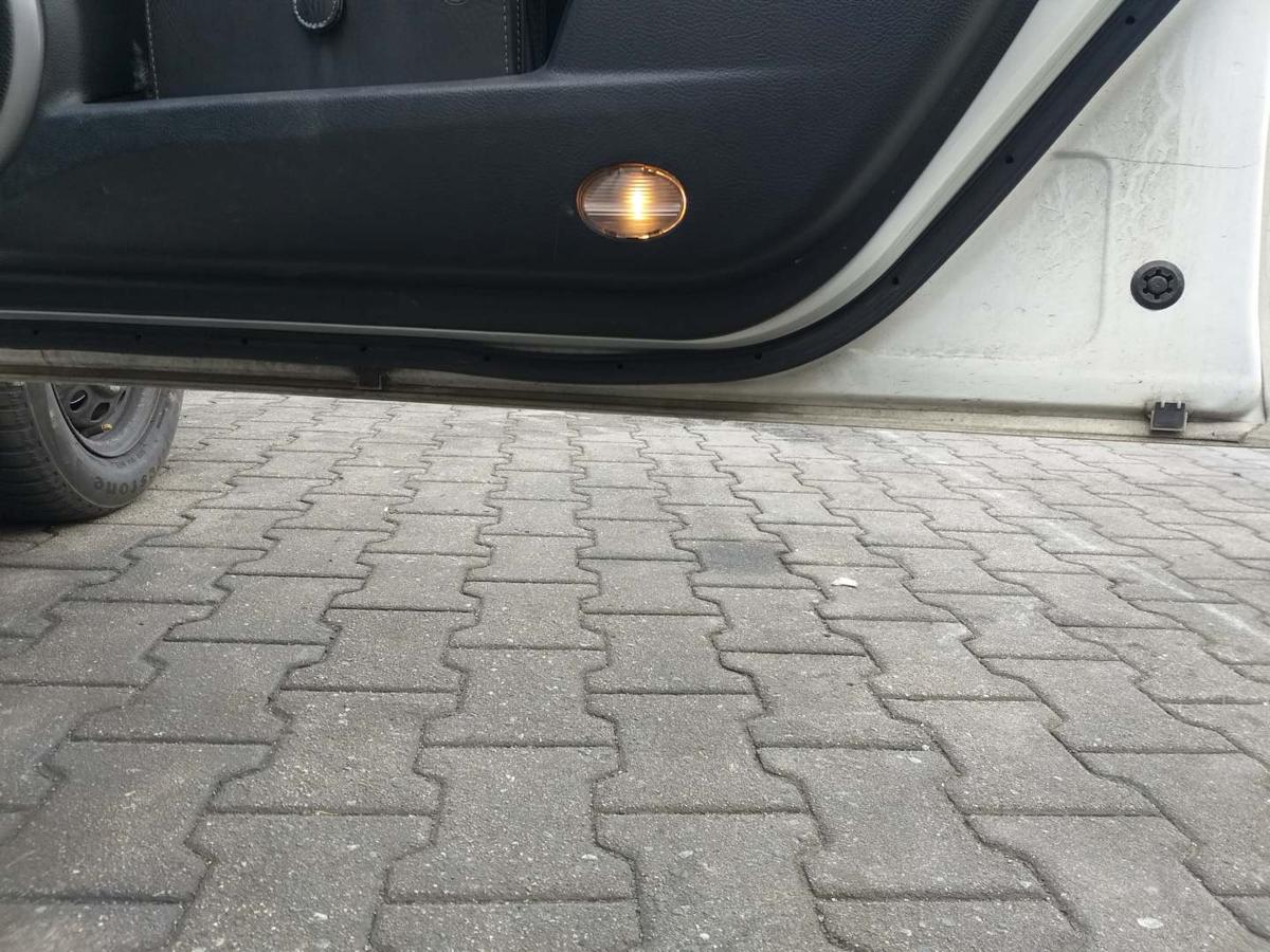 Mazda 6 GH original Tür vorn rechts Weiß Rohbau Bj.2009